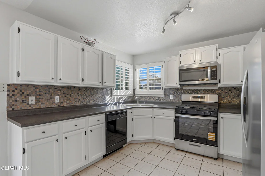 Photo of 7128 WESTOVER Drive