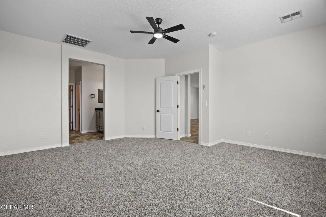 Photo of 6012 HIDDEN ACRES Drive