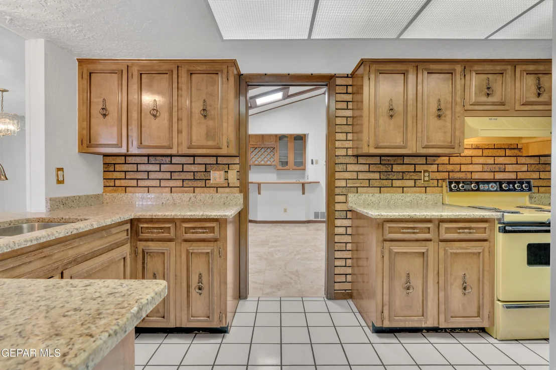 Photo of 6812 GRANERO Drive