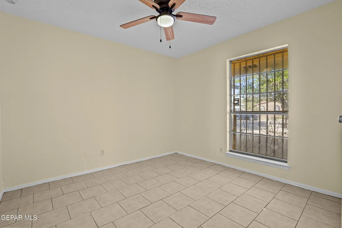 Photo of 4968 GRAPELAND Drive