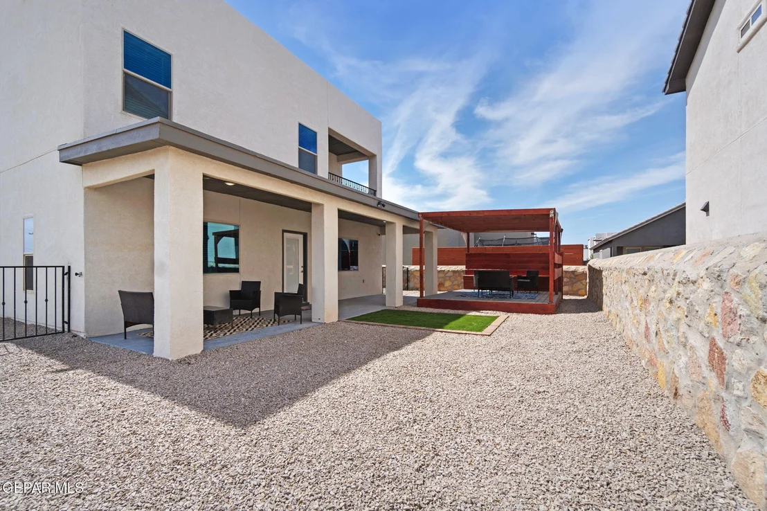 Photo of 804 BLINGWOOD