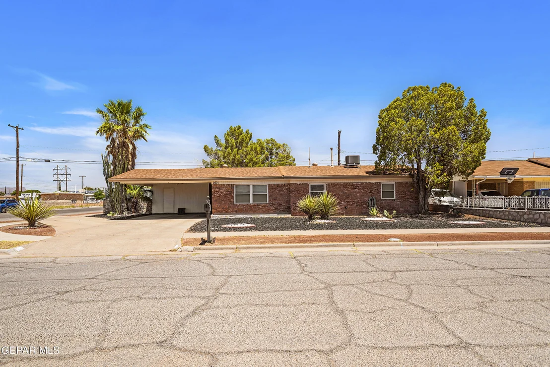 Photo of 9501 MCINTOSH Drive