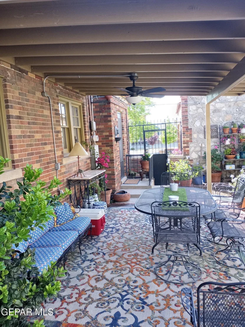 Photo of 900 CINCINNATI Avenue