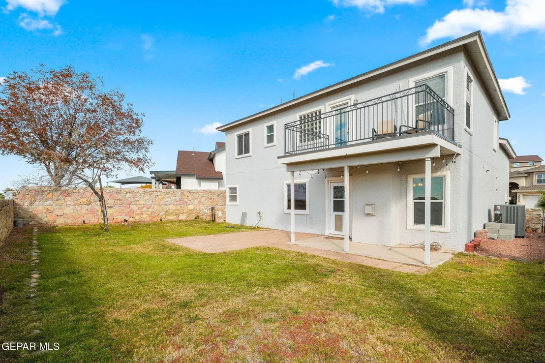Photo of 1611 PLAYA DEL SOL Street