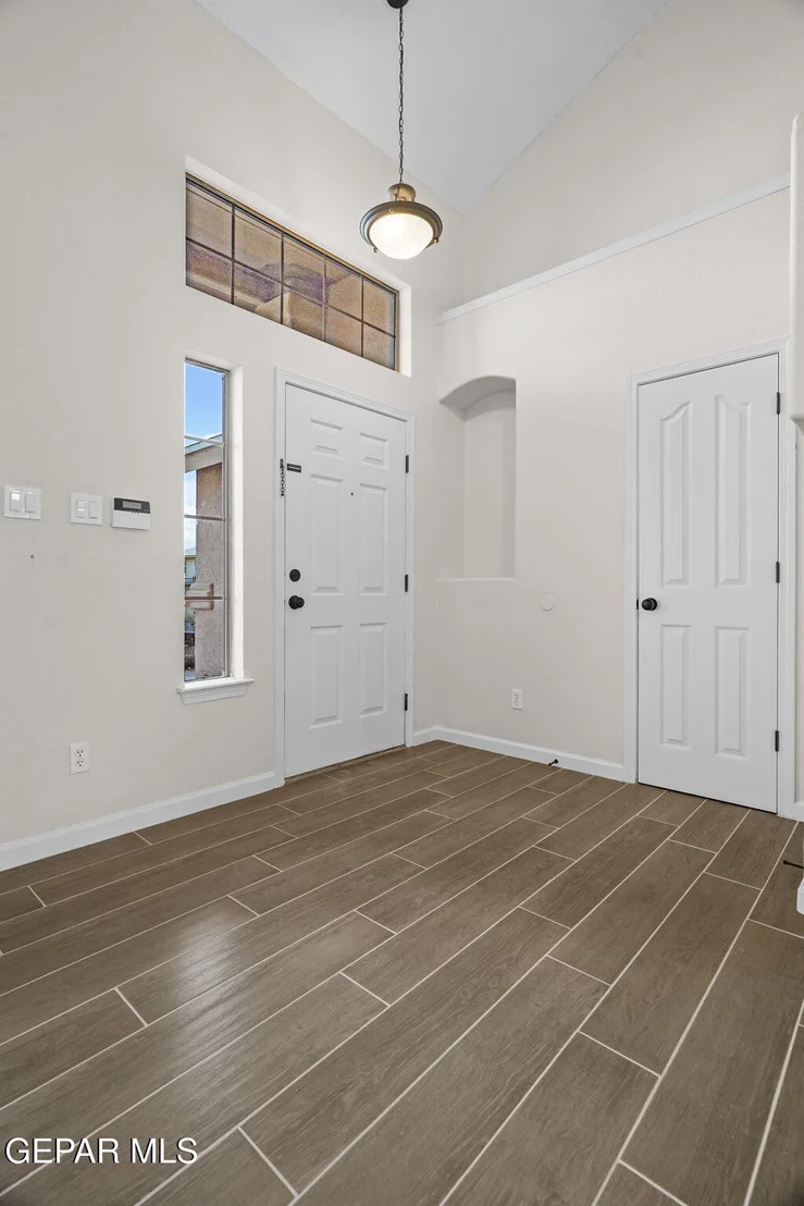 Photo of 1433 PASEO DEL SUR Court