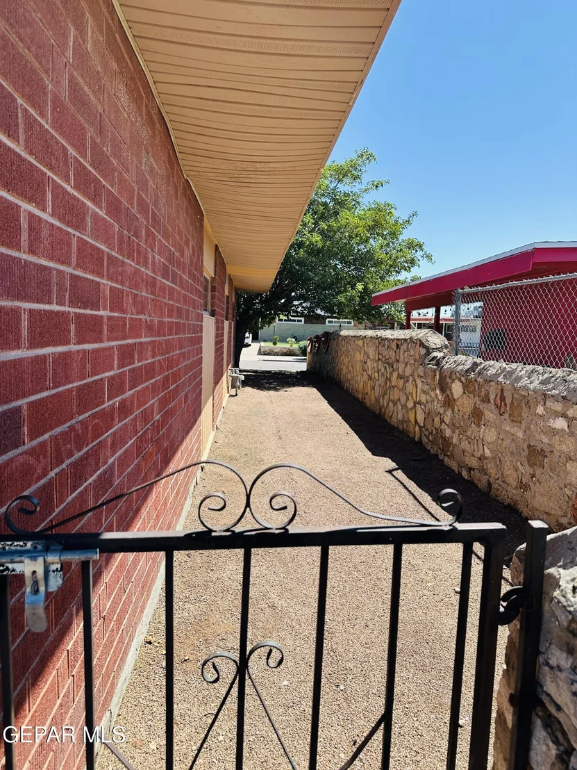Photo of 8827 Mt Delano Drive