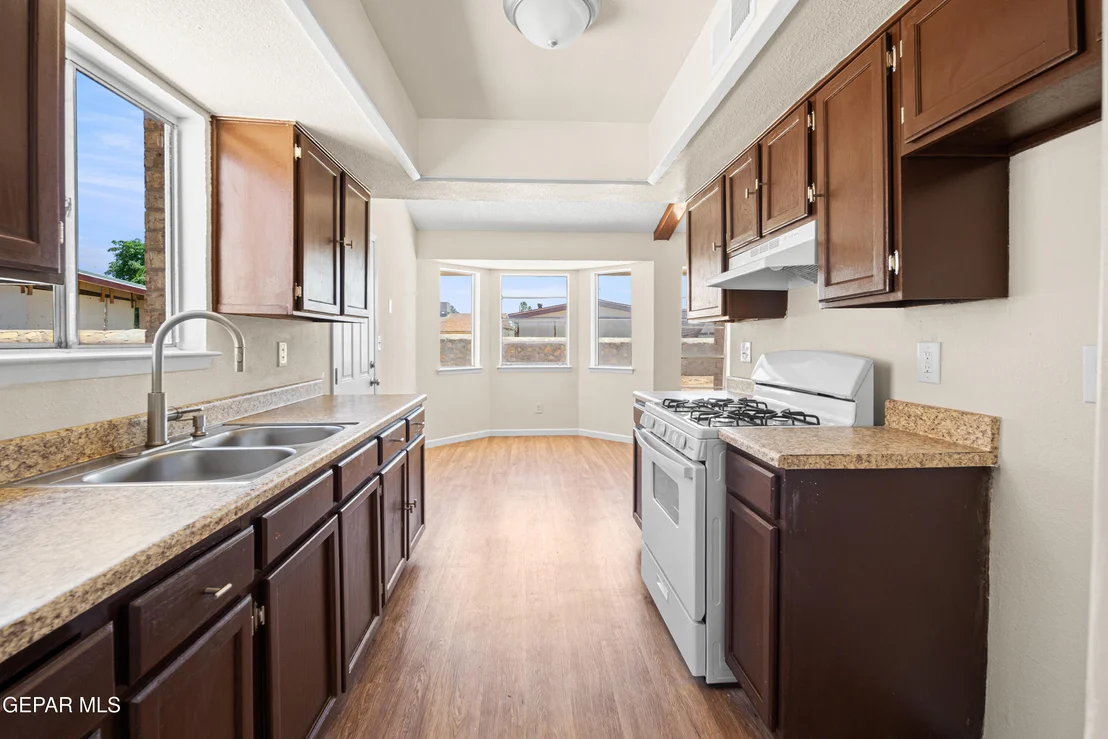 Photo of 8434 VILLANOVA Drive