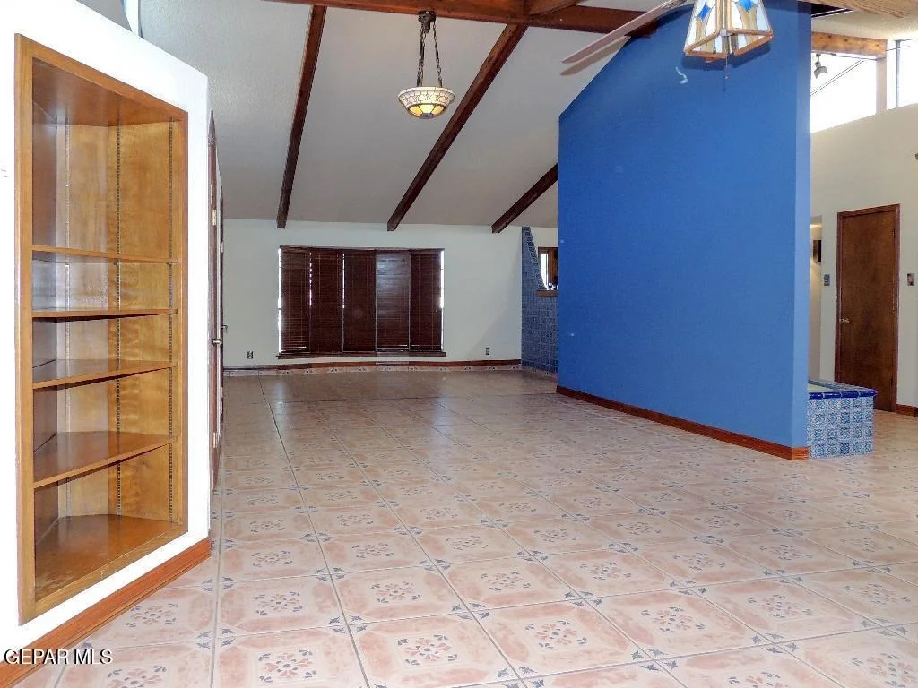 Photo of 1067 Esplanada Circle