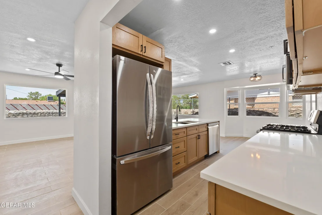 Photo of 2021 Solano Drive