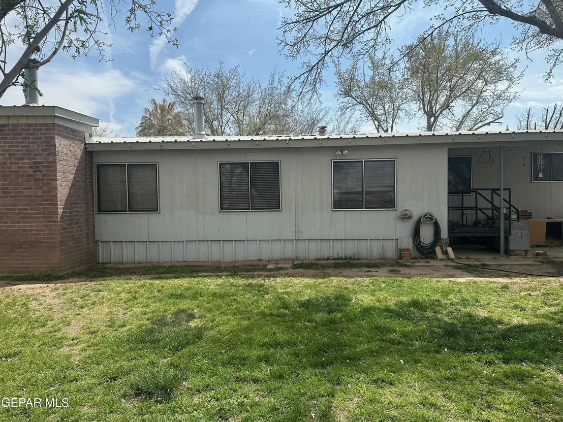 Photo of 8701 Hickory Lane