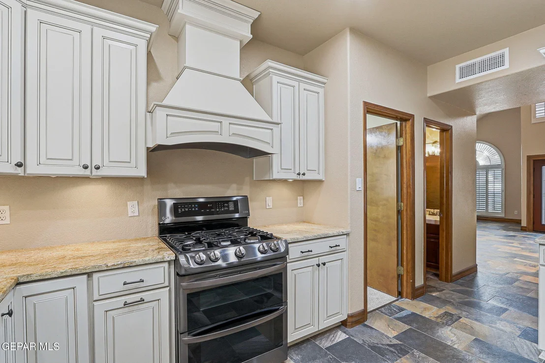 Photo of 5570 BUCKLEY Drive