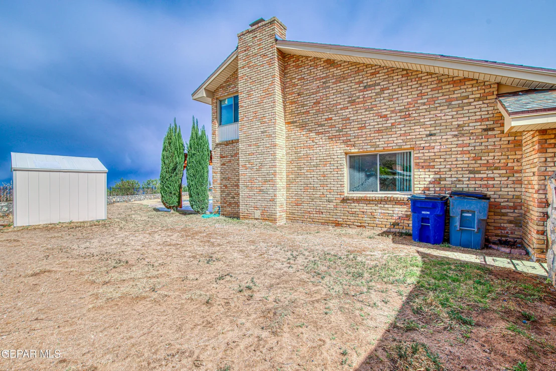 Photo of 2915 STONE EDGE Road