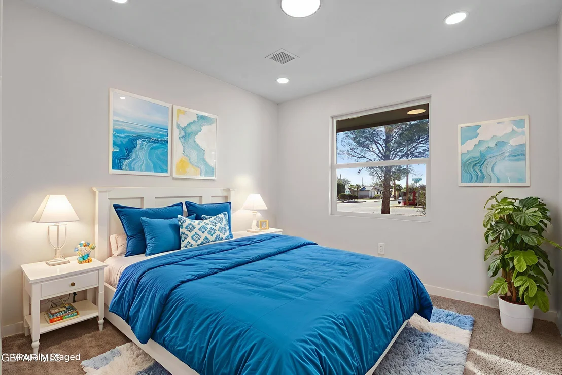 Photo of 10273 RENFREW Drive