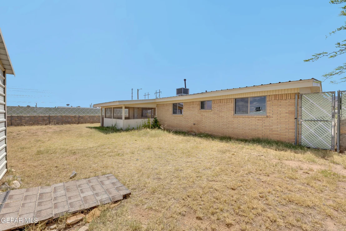 Photo of 10400 LAMBDA Drive