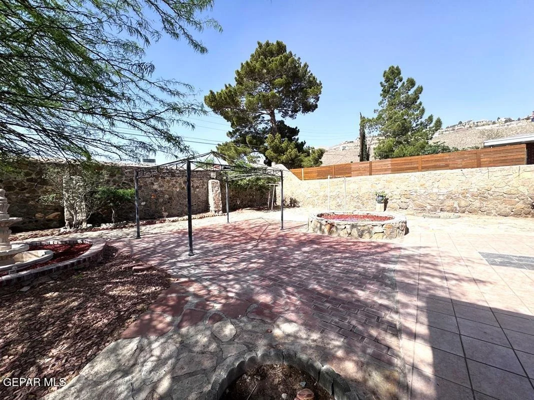 Photo of 837 TURNEY Drive