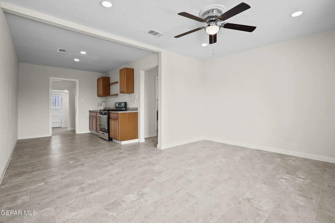 Photo of 7607 MONTERREY Drive