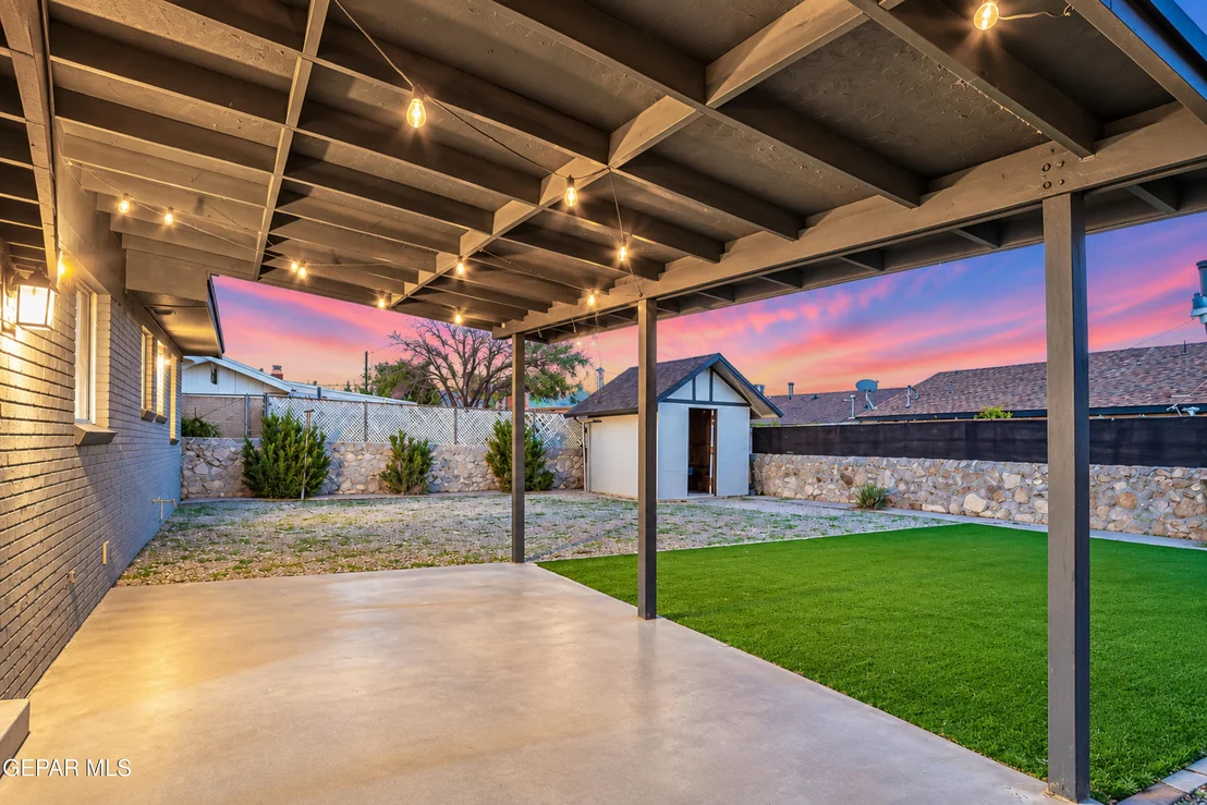 Photo of 5856 TARPON Drive