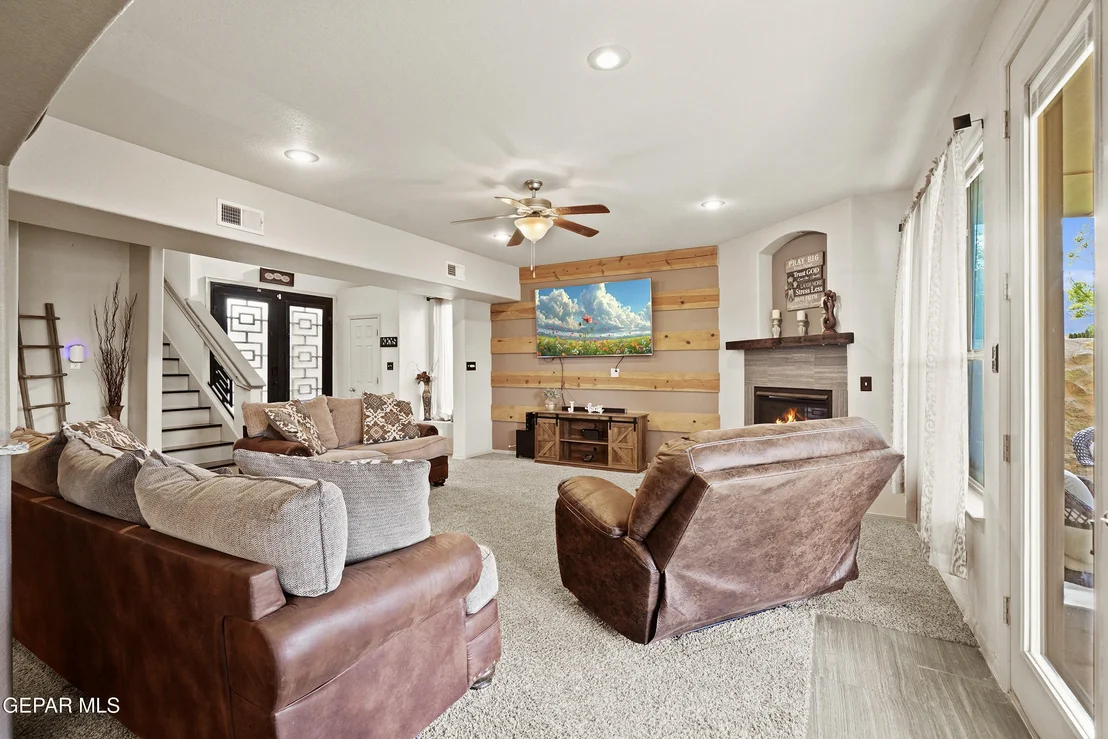 Photo of 5017 MOON RANCH Lane