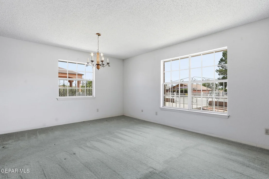 Photo of 8025 GILBERT Drive
