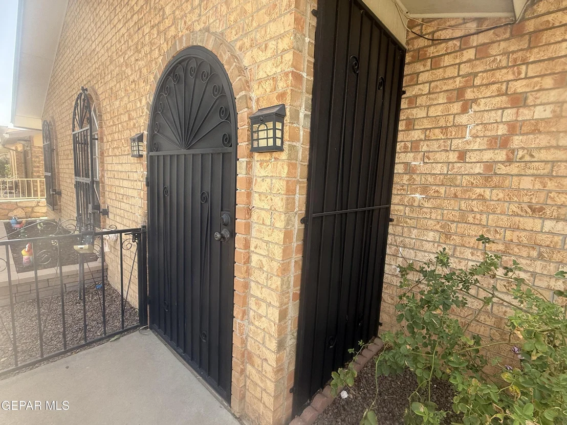 Photo of 5744 Longview Circle
