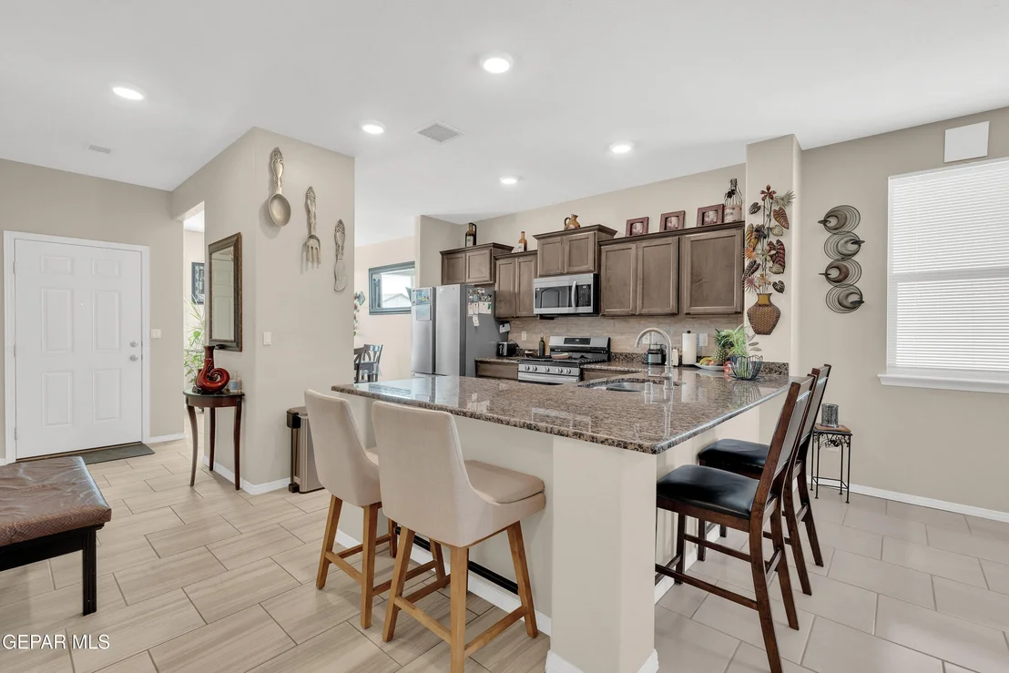 Photo of 444 SUN TEMPLE Road
