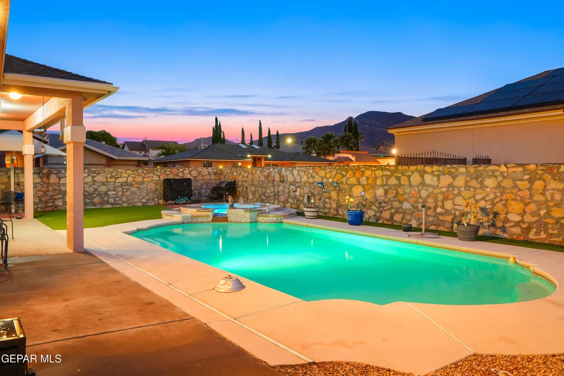 Photo of 11357 LOMA CRYSTAL Place
