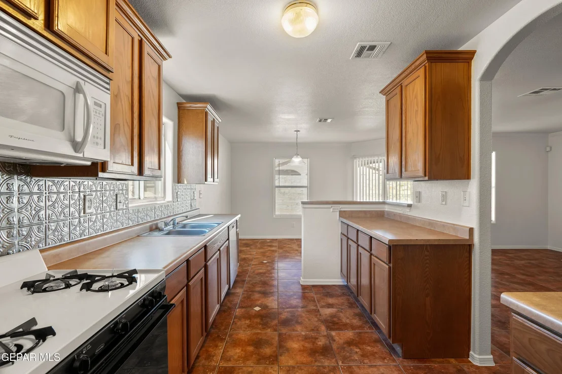Photo of 14355 SPANISH POINT Drive