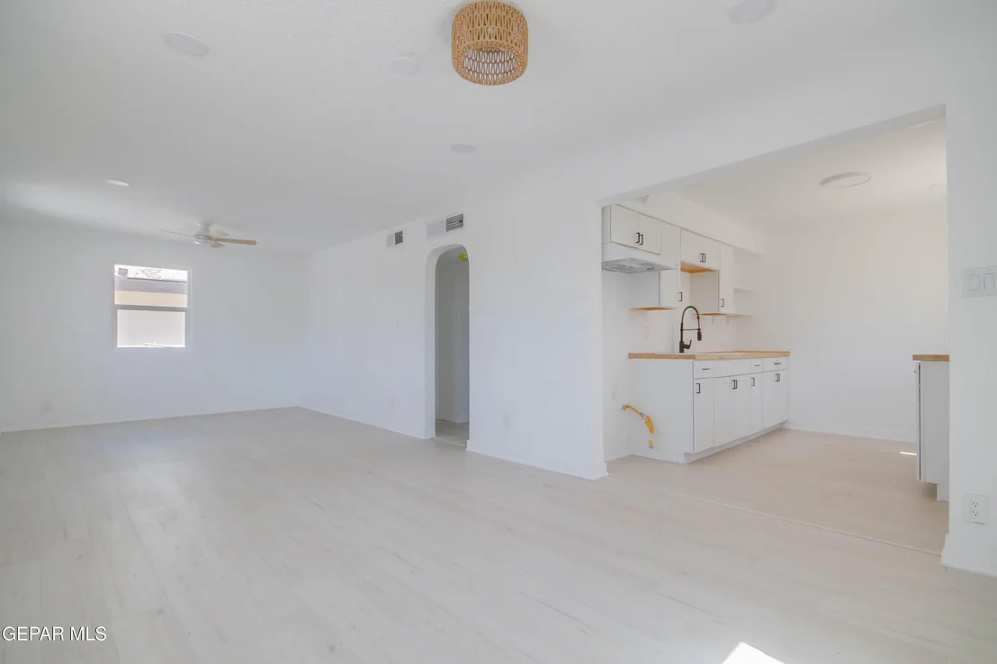 Photo of 8165 JOSEPHINE Circle