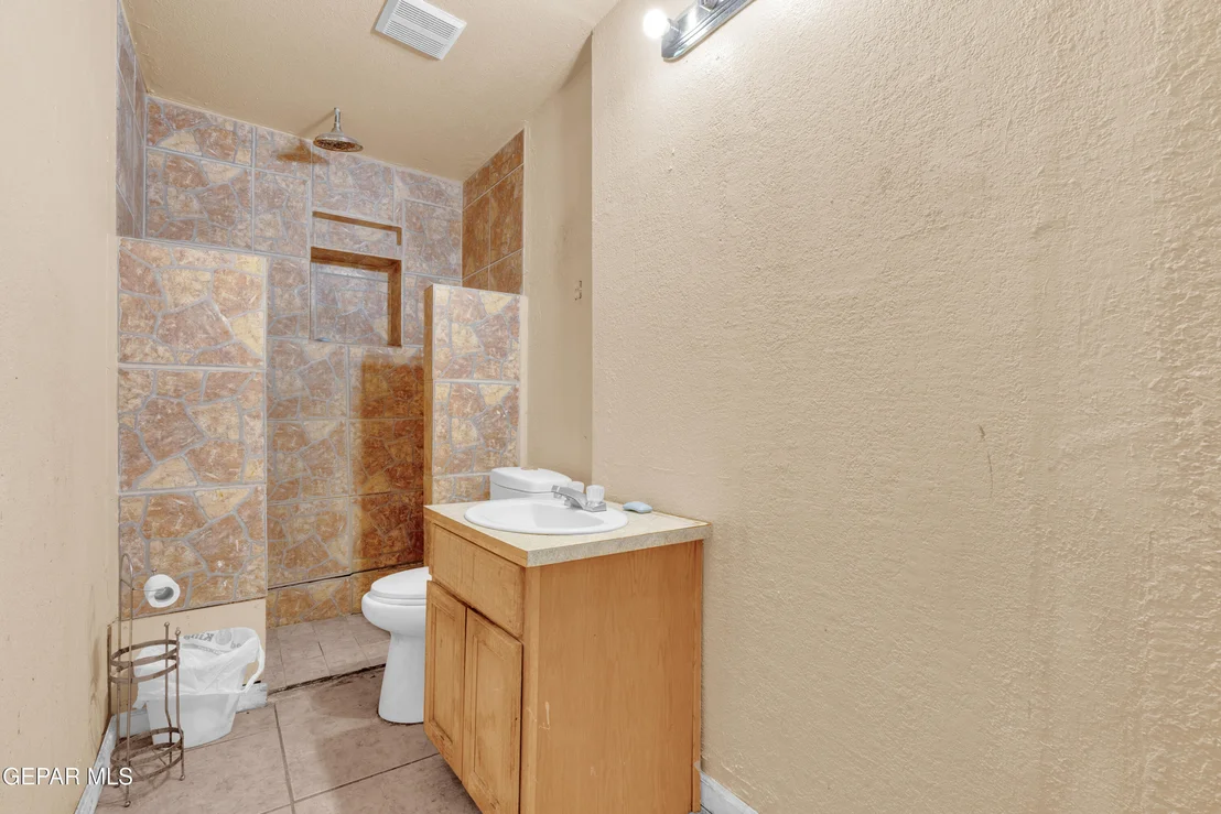 Photo of 240 PRINCETON Way