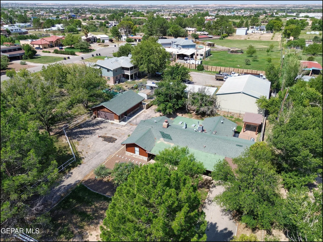 Photo of 6525 UPPER VALLEY Road