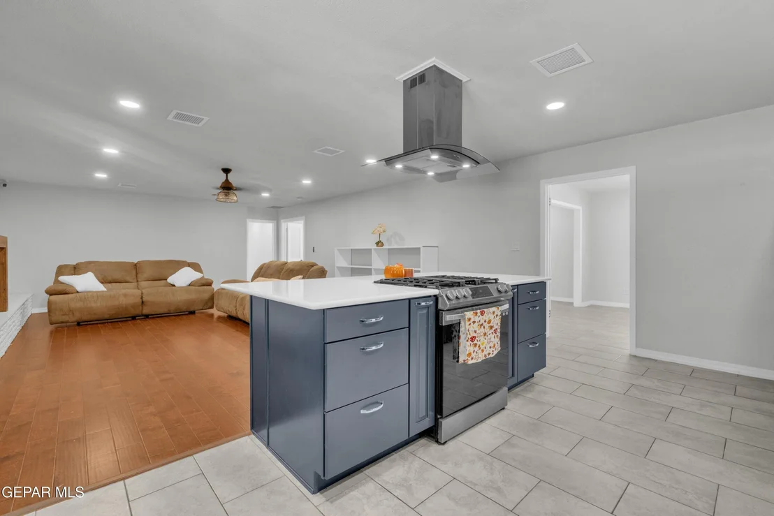 Photo of 5712 Pebble Beach Drive