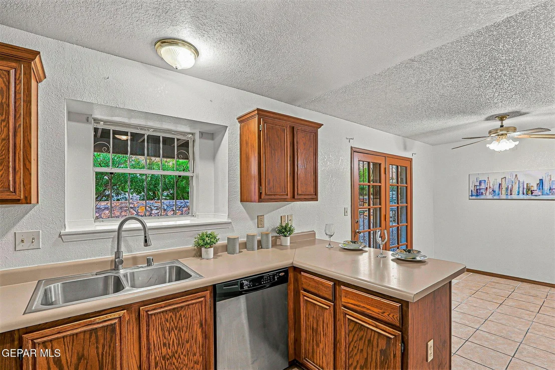 Photo of 912 TOTONACA Lane