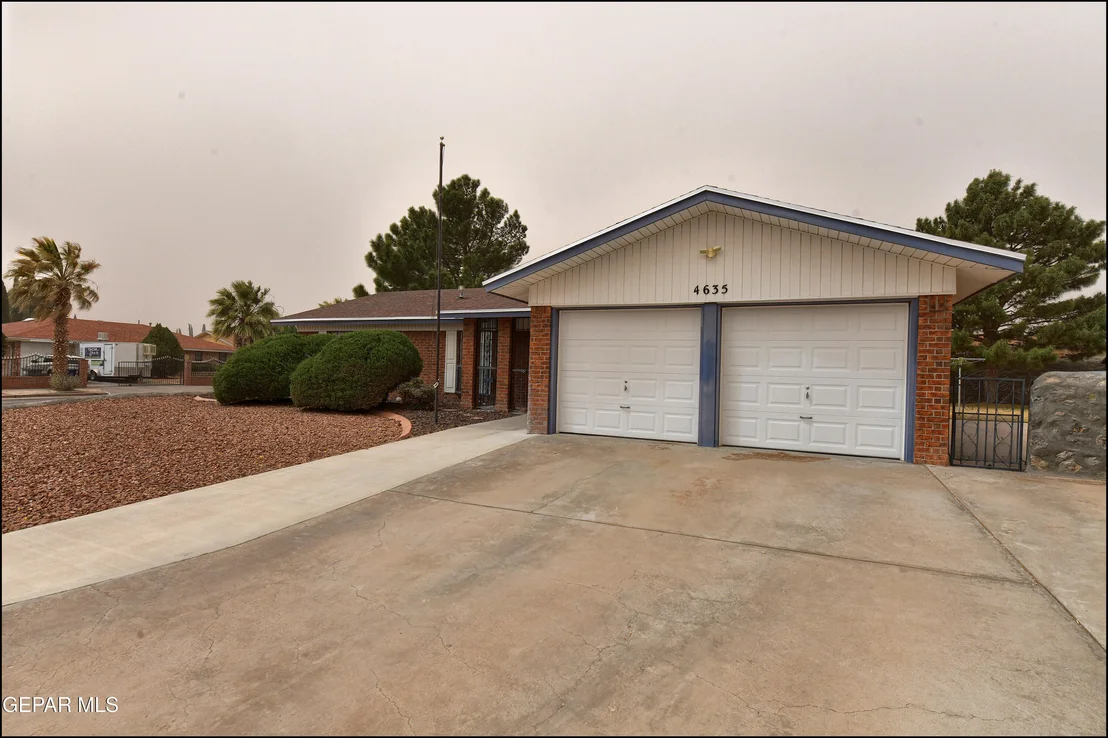 Photo of 4635 R L SHOEMAKER Drive