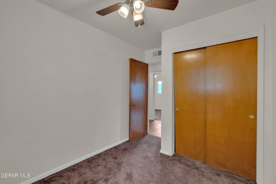 Photo of 5213 SUN VALLEY Drive