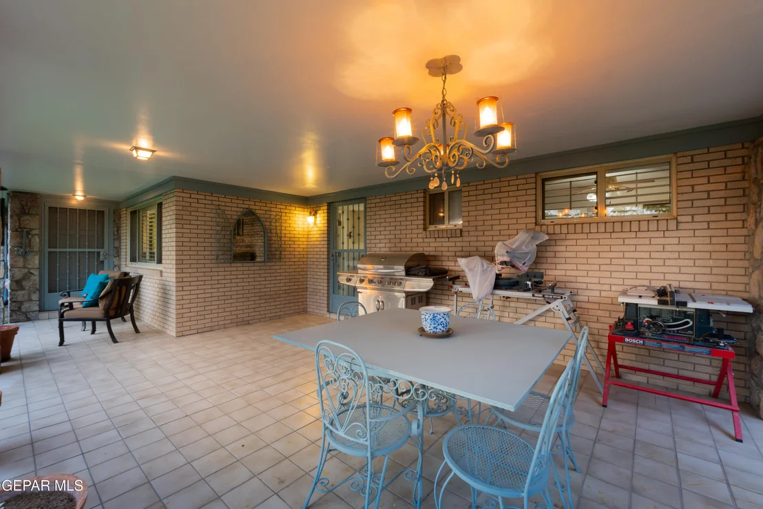 Photo of 6233 Meteor Way