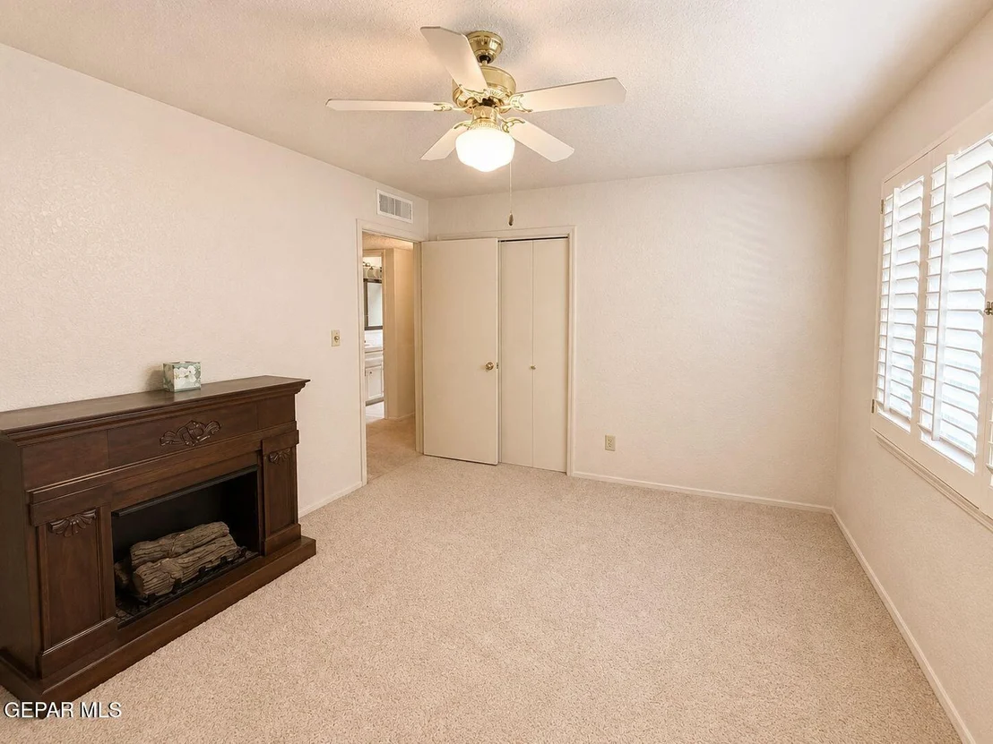 Photo of 6833 LA CADENA Drive