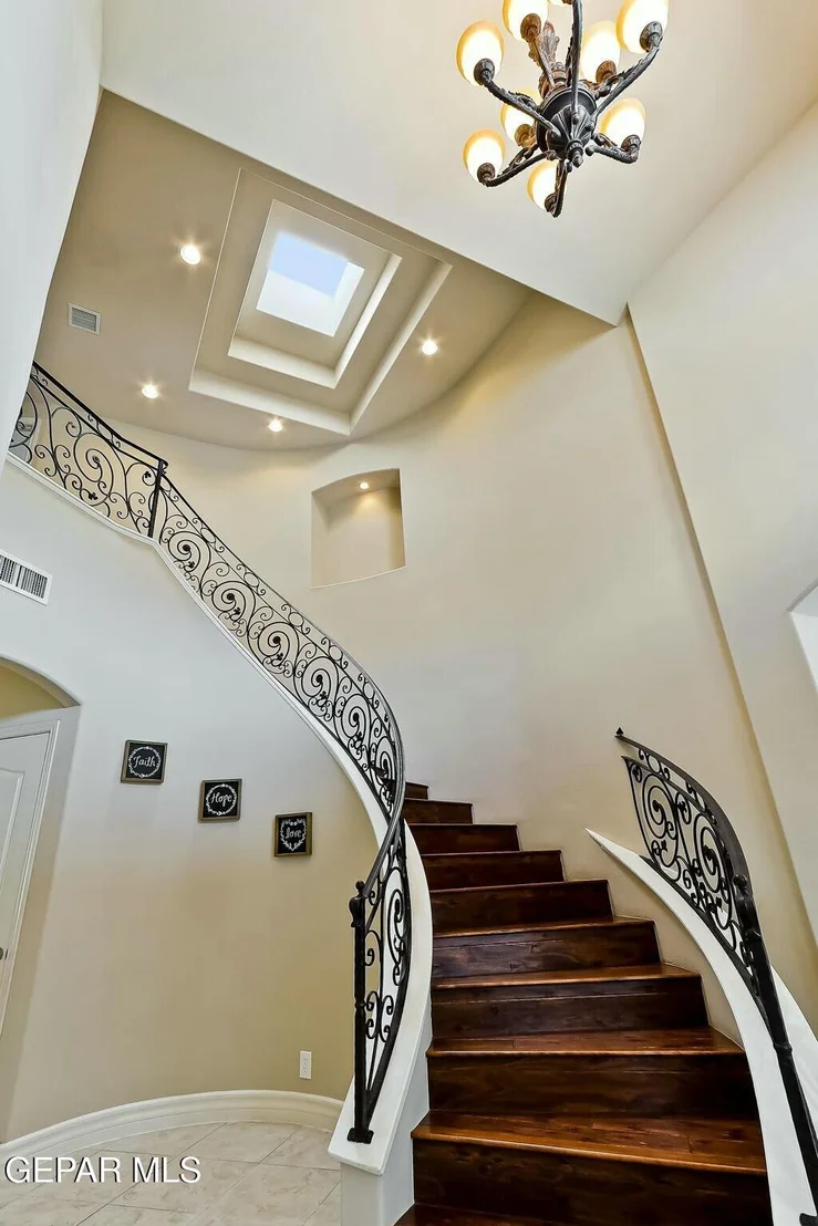 Photo of 1140 CALLE LOMAS Drive