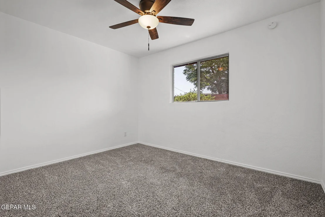 Photo of 468 BORRETT Street