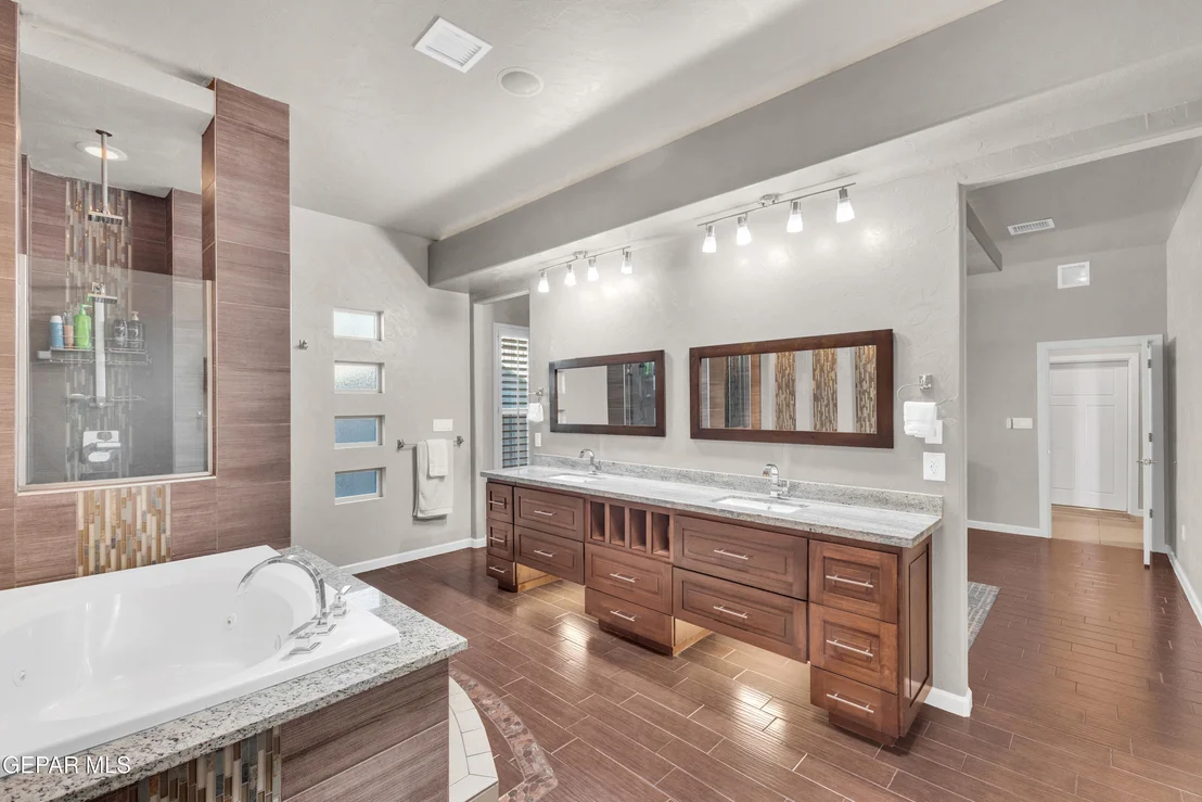 Photo of 1695 OPTIMA Way