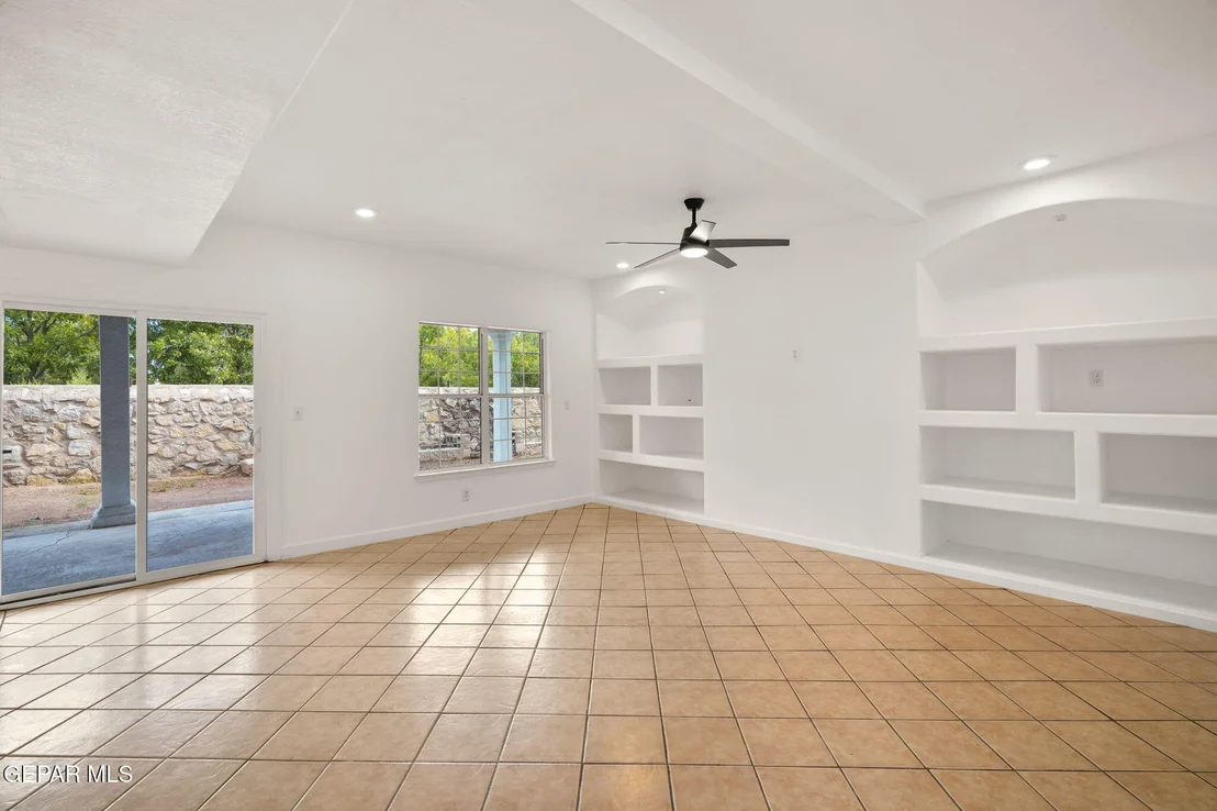 Photo of 12385 Orchard Park