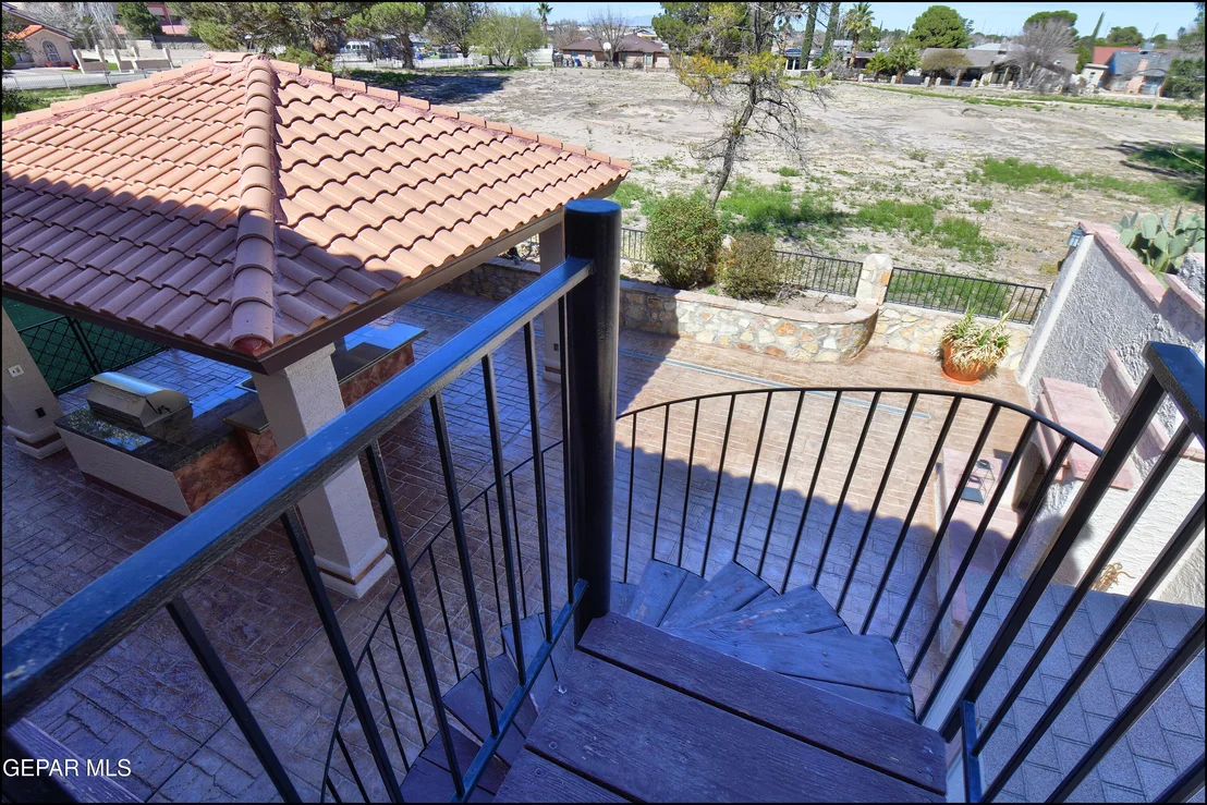 Photo of 1605 BILLY CASPER Drive