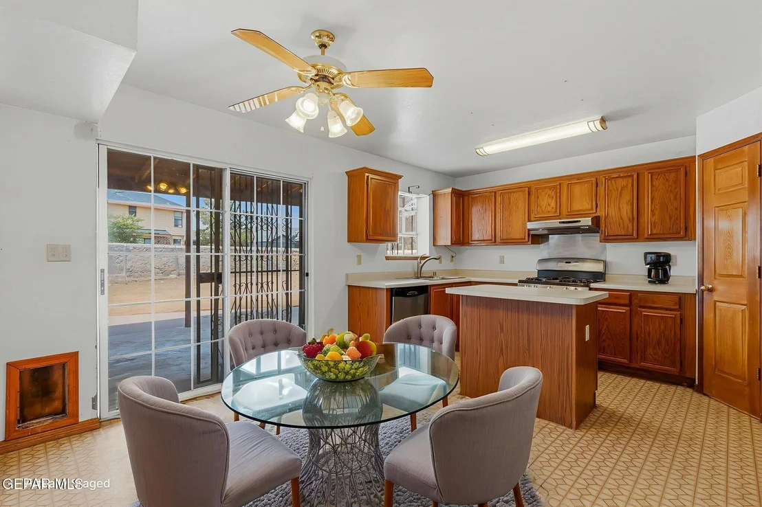 Photo of 2913 STAR LAKE Place