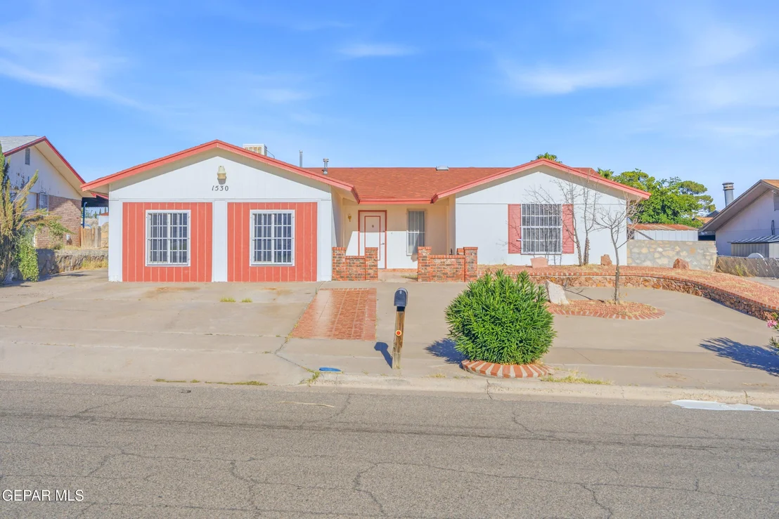 Photo of 1530 BOB SMITH Drive