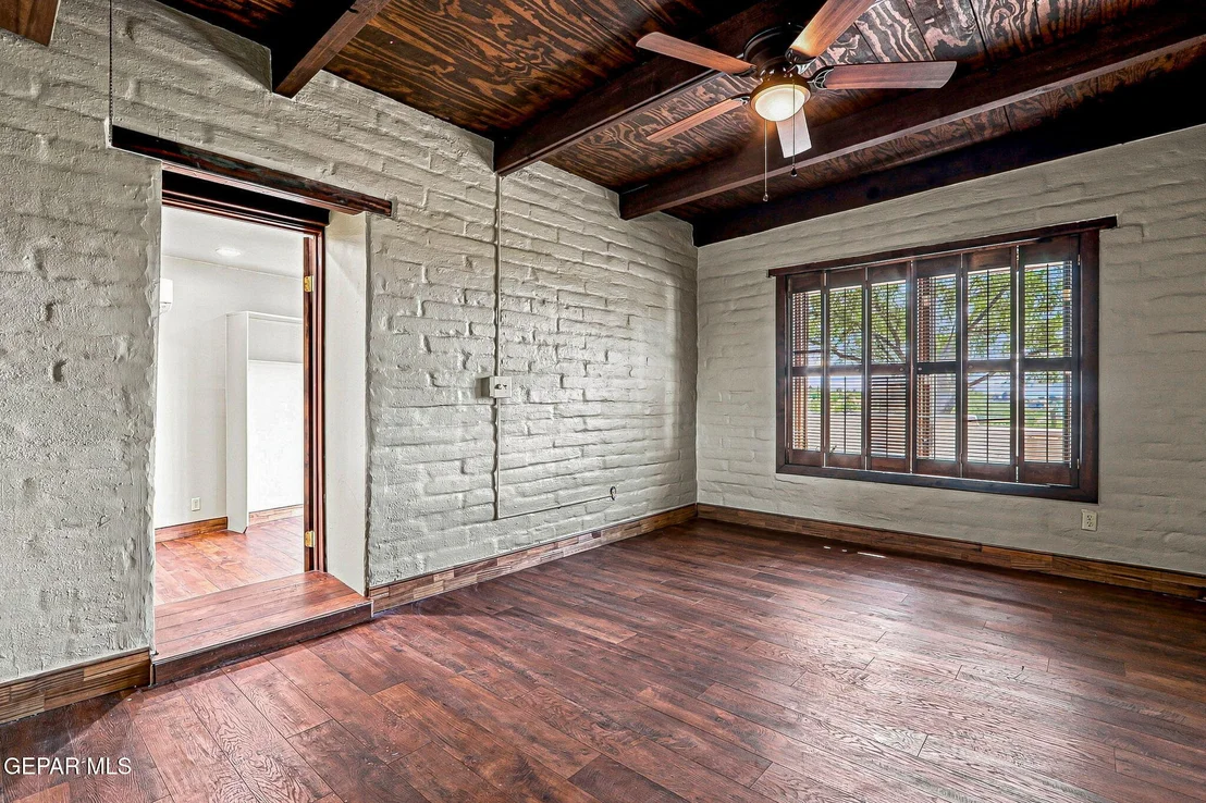 Photo of 6412 VIA DE ALBUR Court
