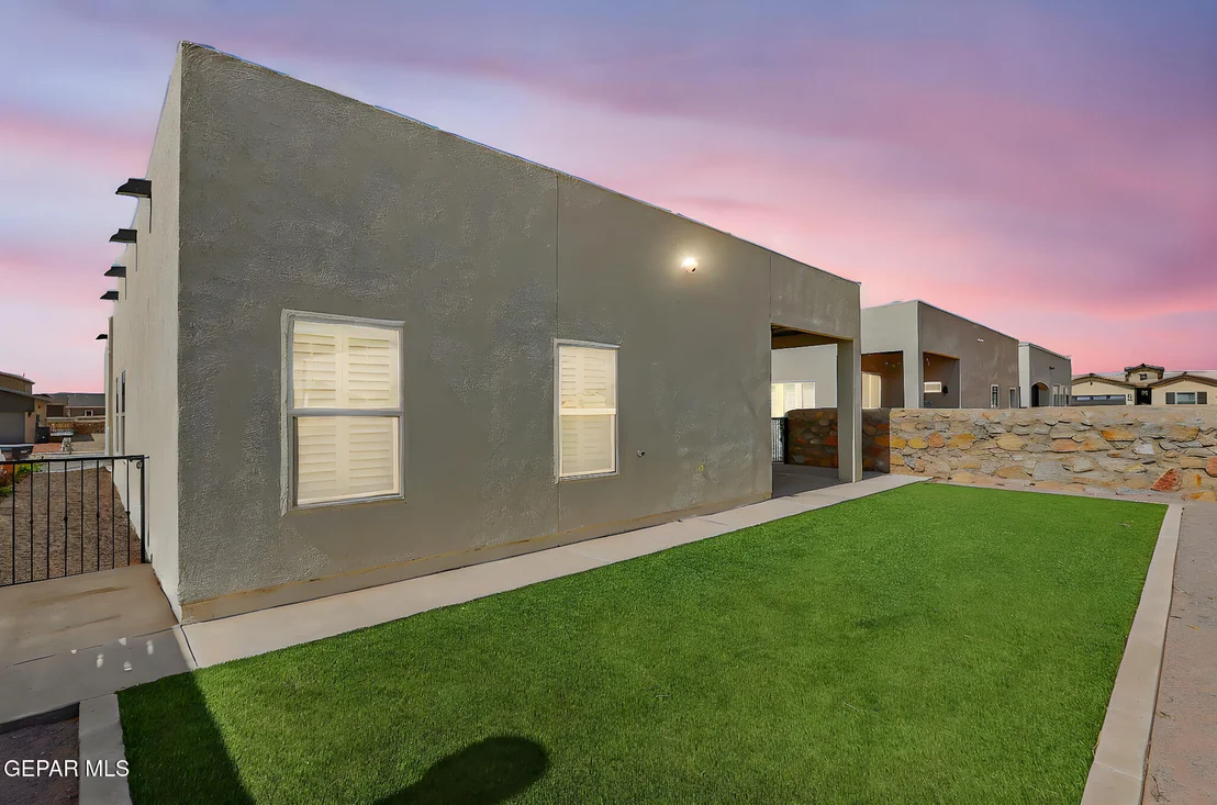 Photo of 13860 Summer View Avenue