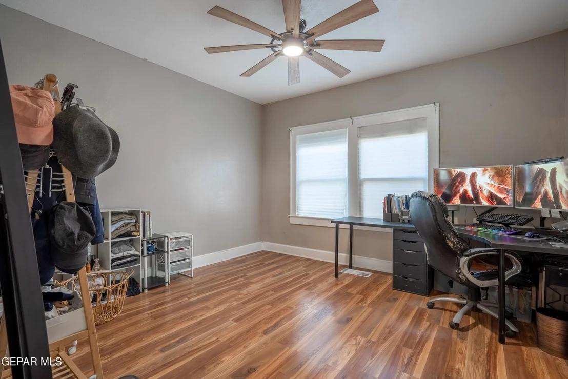 Photo of 3507 Bisbee Avenue