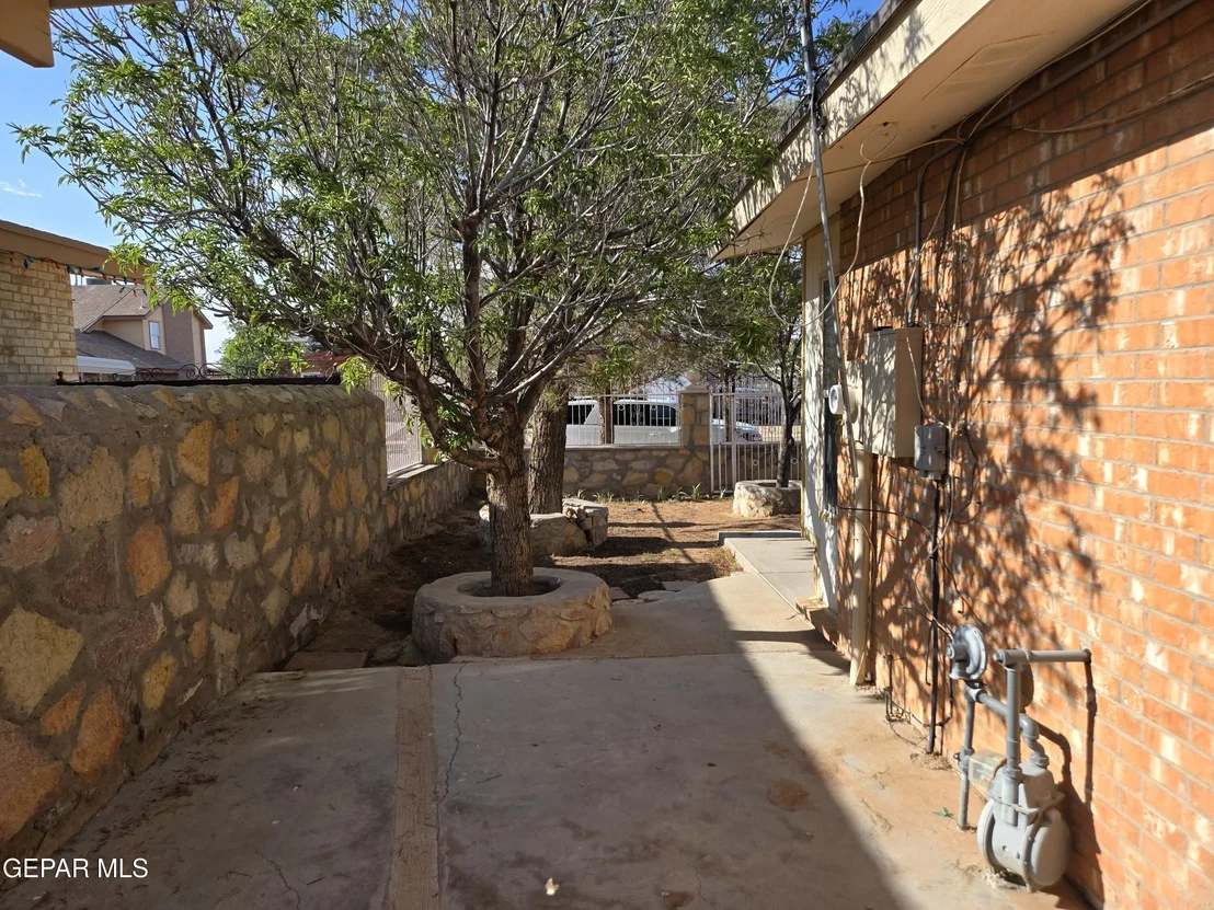 Photo of 6230 Arch Bridge Drive