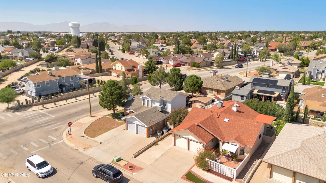 Photo of 11629 BUNKY HENRY Lane
