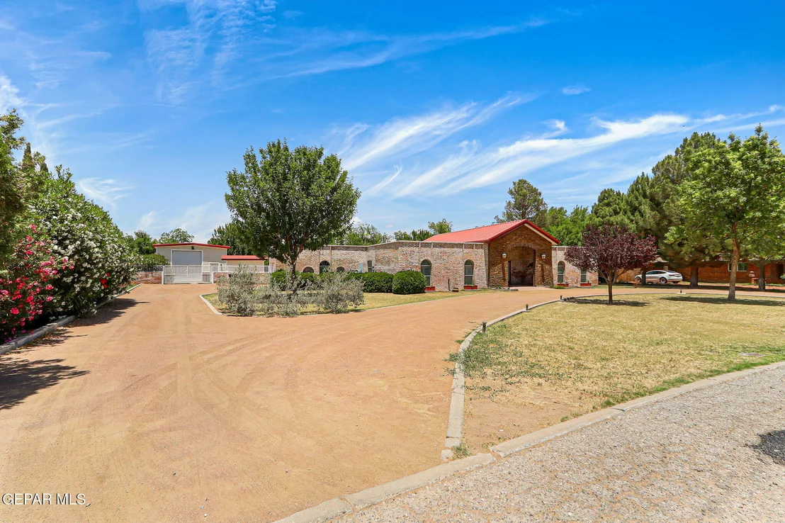 Photo of 5436 LA ESTANCIA Circle