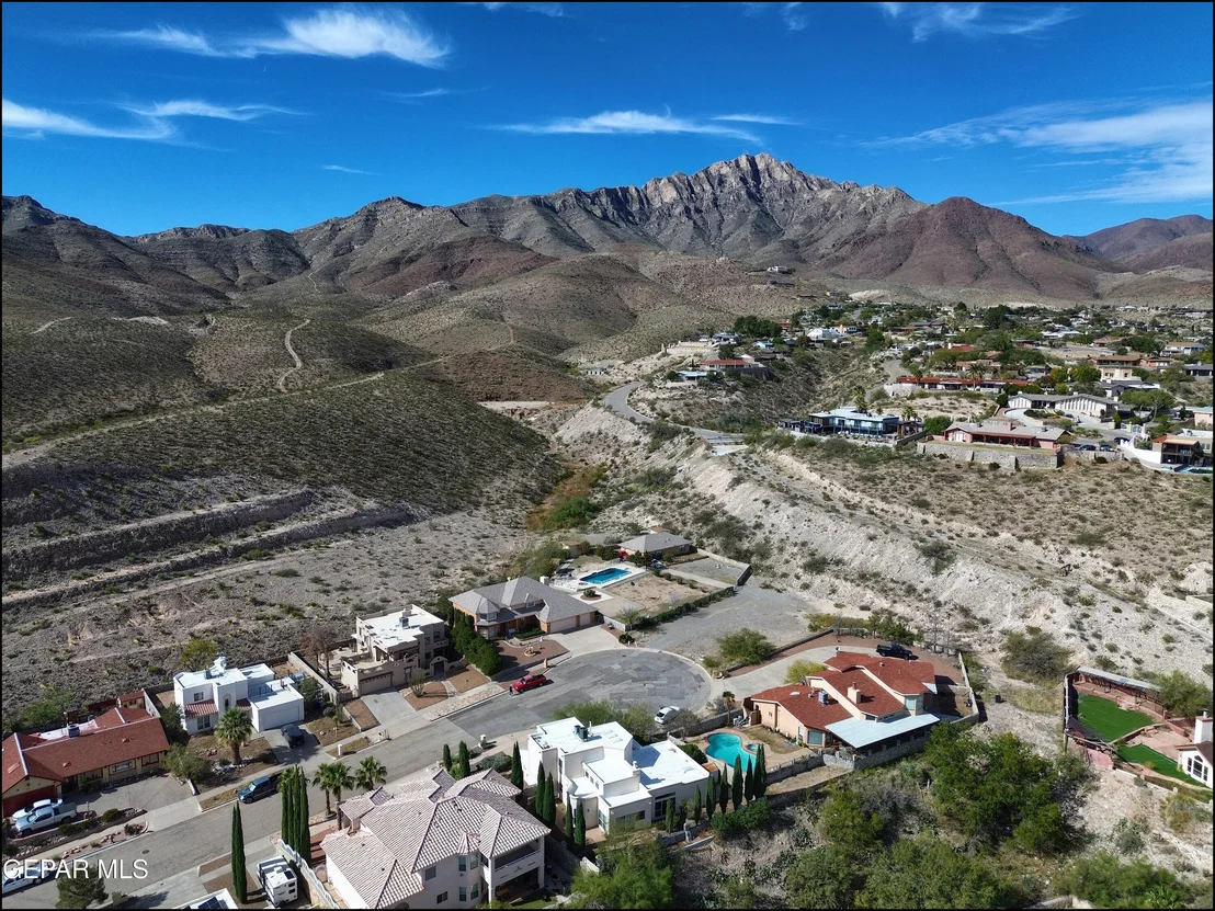 Photo of 7516 BIG BEND Drive